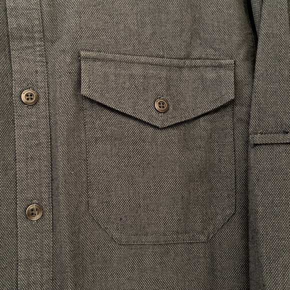 ExOfficio Men's Casual Blue Button Down Shirt with Roll-tab Long Sleeves. Size M - Picture 13 of 13